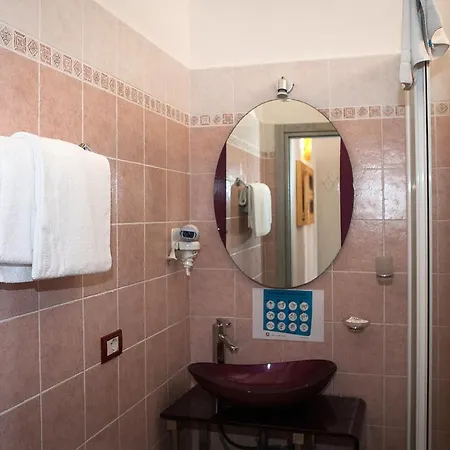 La Pineta Alojamento de Acomodação e Pequeno-almoço Orbetello